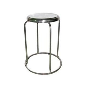 Stainless steel chair with leg braces